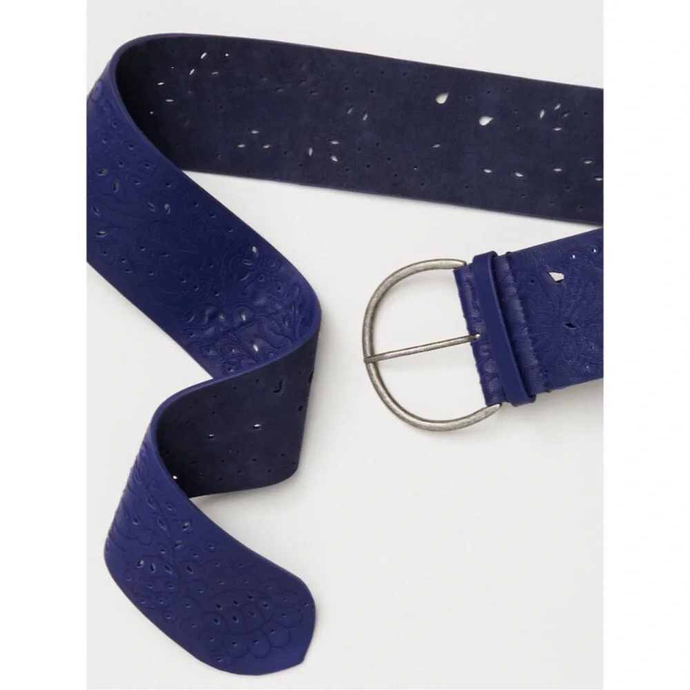 New Free People Laurel Laser Cut Hip Belt Navy Baby